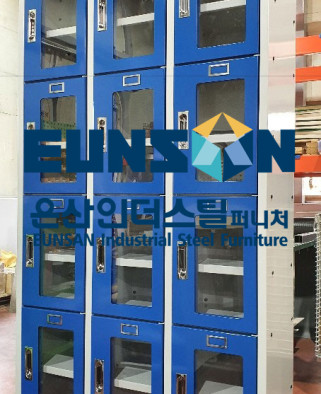 제작형 안전모 및 안전화 보관함